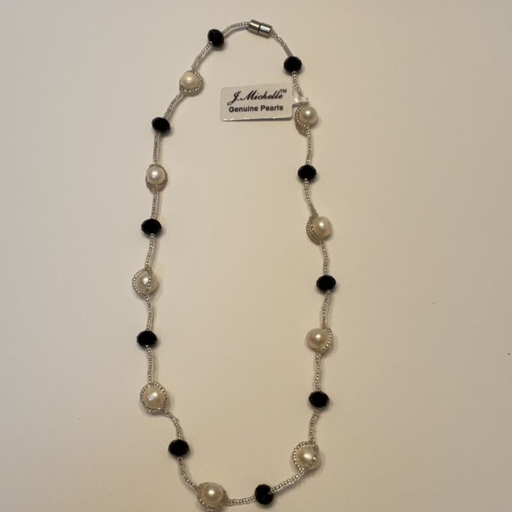 J. Michelle Genuine Pearl & Black Beaded 18”Necklace w/ Clear Beads Contemporary
